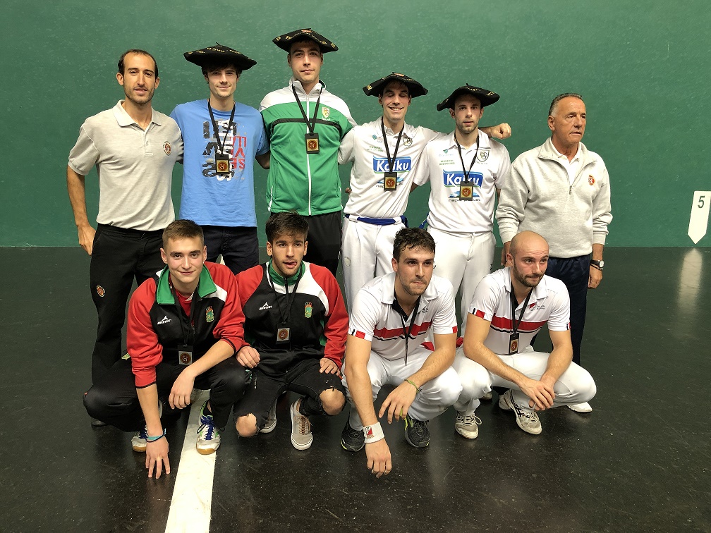 Plano y Labiano (Oberena) txapeldunes del Navarro de F36M Paleta Cuero.